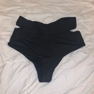 H&M bikini bottoms